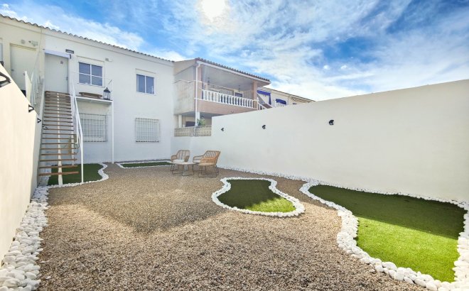 Resale - Penthouse -
Orihuela Costa - Costa Blanca