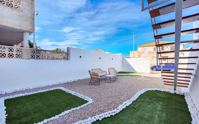 Resale - Penthouse -
Orihuela Costa - Costa Blanca