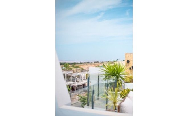 Resale - Apartment -
San Miguel de Salinas - Inland