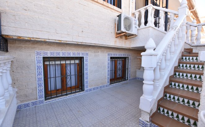 Resale - Town House -
La Mata - Costa Blanca