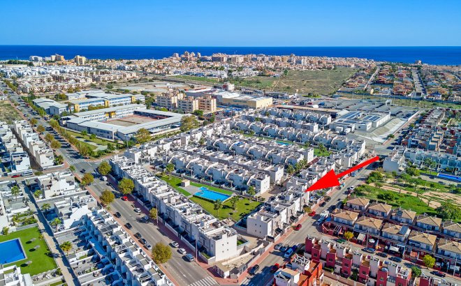 Resale - Bungalow -
Torrevieja - Costa Blanca