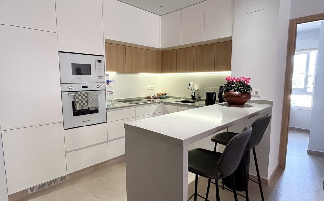 Resale - Apartment -
El Raso - Costa Blanca