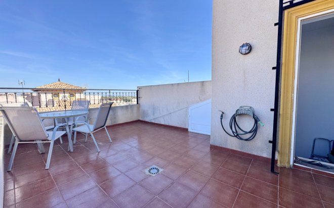 Resale - Terraced house -
Villamartin