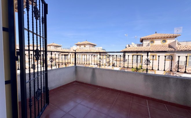 Resale - Terraced house -
Villamartin