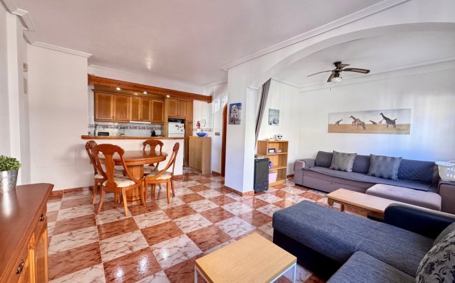 Resale - Terraced house -
Villamartin