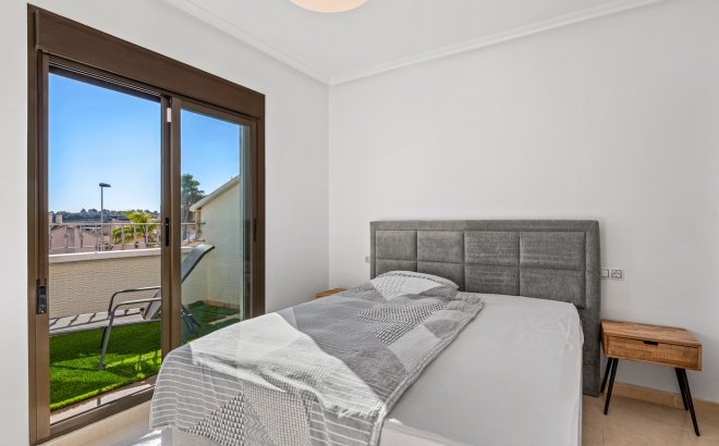 Resale - Villa -
San Miguel de Salinas - Inland