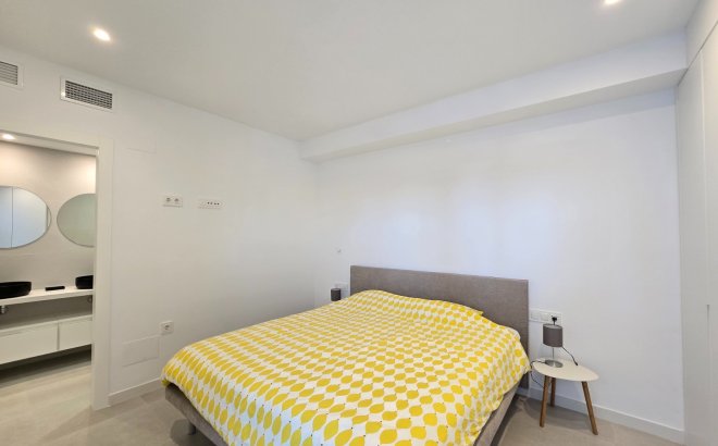 Resale - Apartment -
Pilar de la Horadada - Costa Blanca