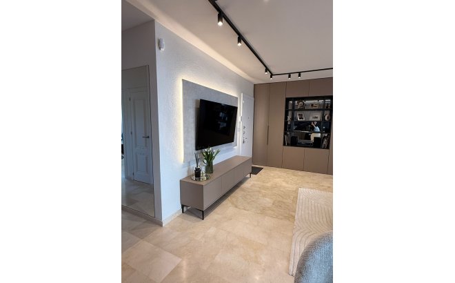 Resale - Penthouse -
Las Ramblas Golf - Inland