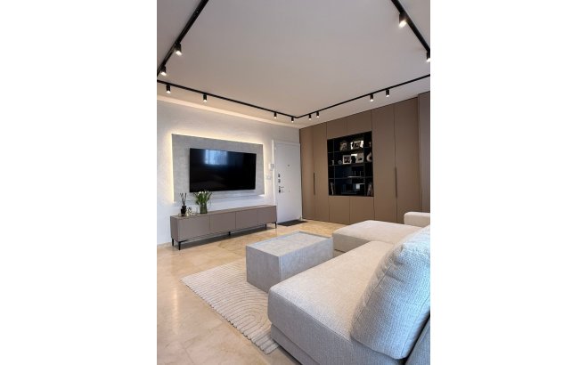 Resale - Penthouse -
Las Ramblas Golf - Inland