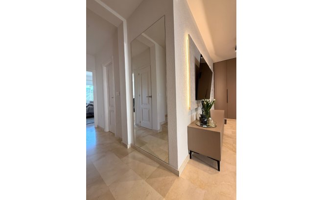 Resale - Penthouse -
Las Ramblas Golf - Inland