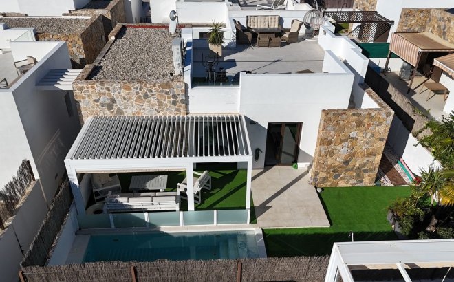 Resale - Villa -
Cabo Roig - Costa Blanca