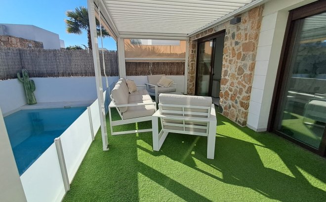 Resale - Villa -
Cabo Roig - Costa Blanca