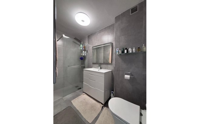 Resale - Apartment -
Villamartin - Costa Blanca