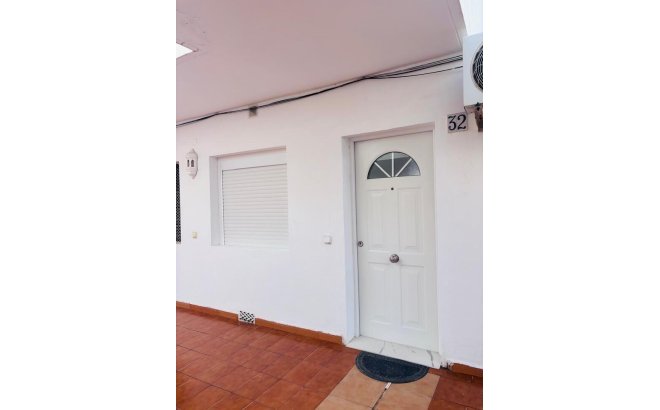 Resale - Apartment -
Villamartin - Costa Blanca