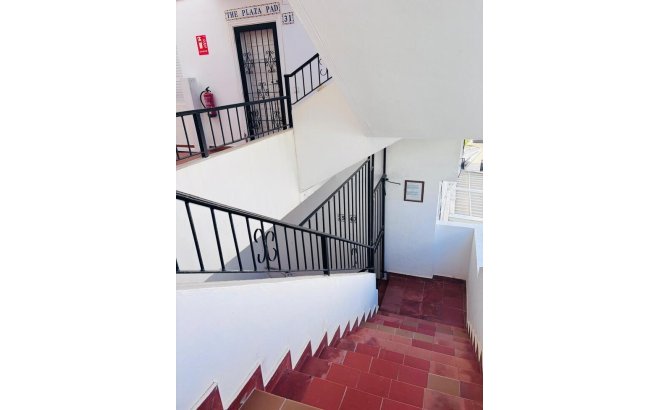 Resale - Apartment -
Villamartin - Costa Blanca