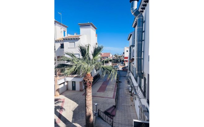 Resale - Apartment -
Villamartin - Costa Blanca