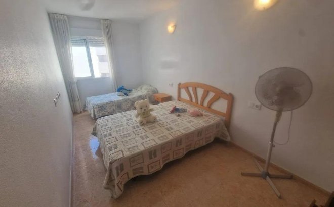 Resale - Penthouse -
Torrevieja - Centro