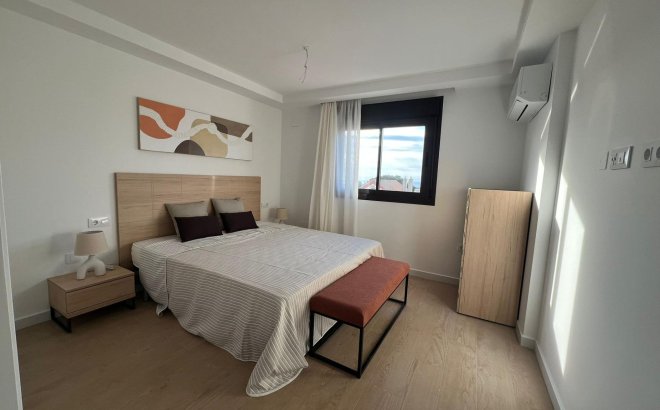 New Build - Town House -
La Union - centro