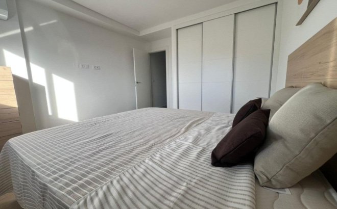 New Build - Town House -
La Union - centro