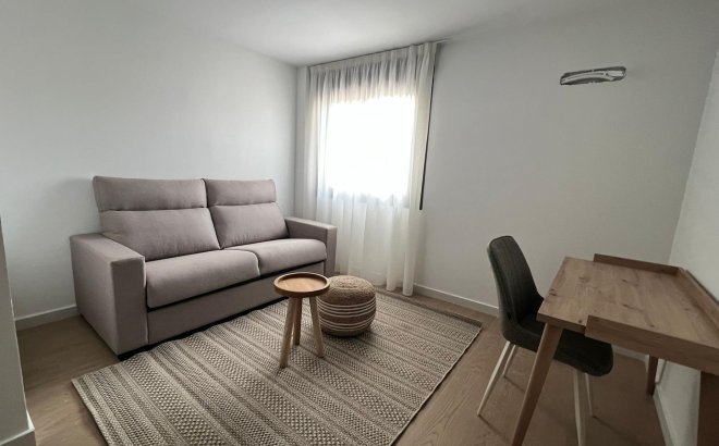 New Build - Town House -
La Union - centro