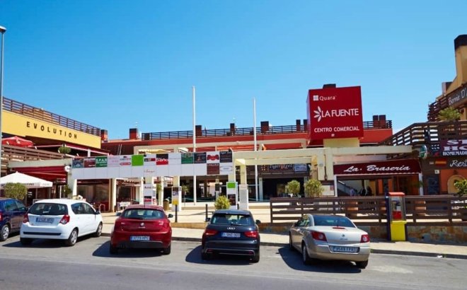 Resale - Town House -
San Miguel de Salinas - Inland