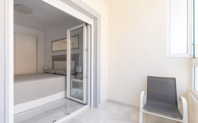 Resale - Town House -
Torrevieja - Punta Prima