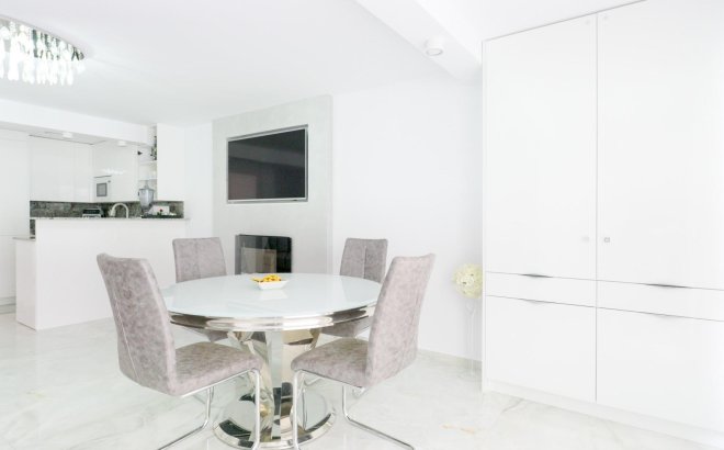 Resale - Town House -
Torrevieja - Punta Prima