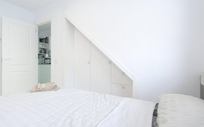 Resale - Town House -
Torrevieja - Punta Prima