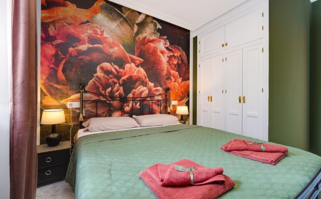 Herverkoop - Appartement -
Torrevieja - Estacion De Autobuses