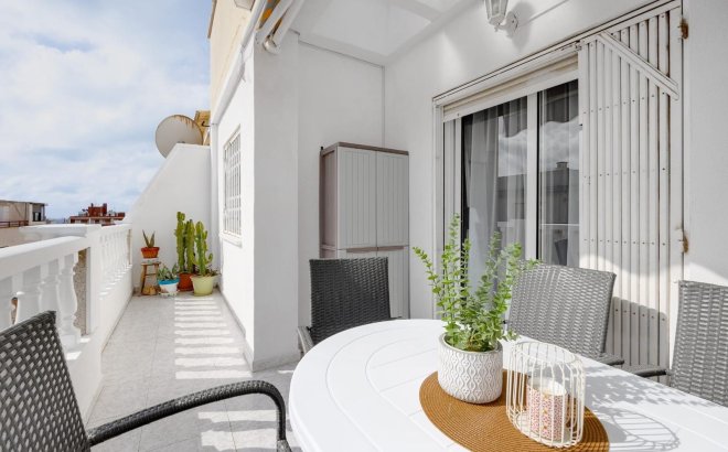 Herverkoop - Appartement -
Torrevieja - Estacion De Autobuses