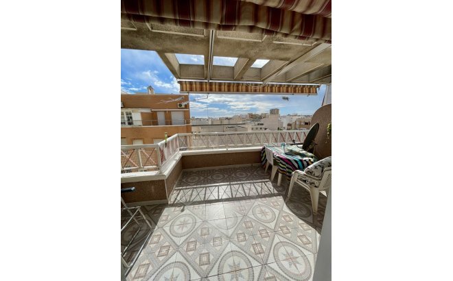 Resale - Penthouse -
Torrevieja - Playa de cura