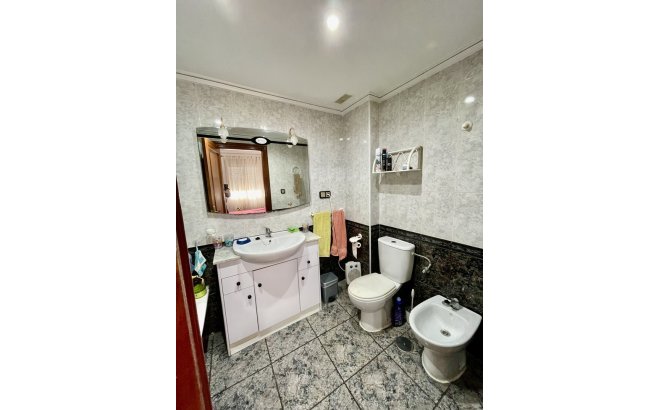 Resale - Penthouse -
Torrevieja - Playa de cura