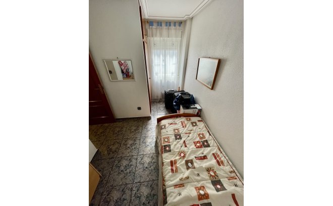 Resale - Penthouse -
Torrevieja - Playa de cura