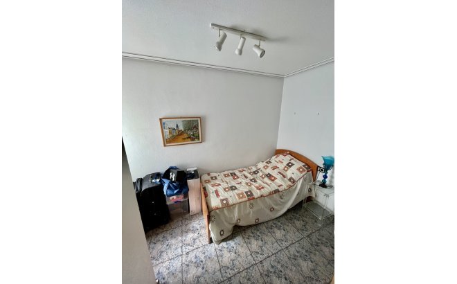 Resale - Penthouse -
Torrevieja - Playa de cura