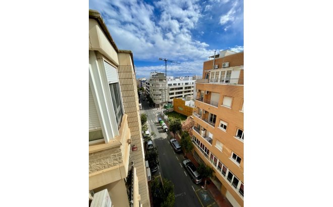 Resale - Penthouse -
Torrevieja - Playa de cura