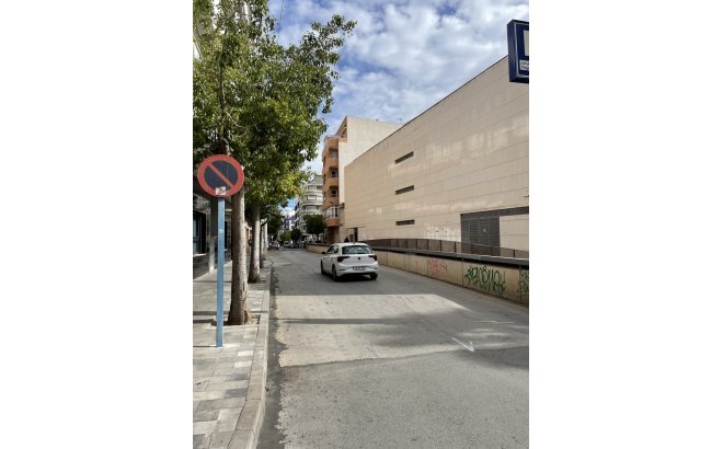 Resale - Penthouse -
Torrevieja - Playa de cura