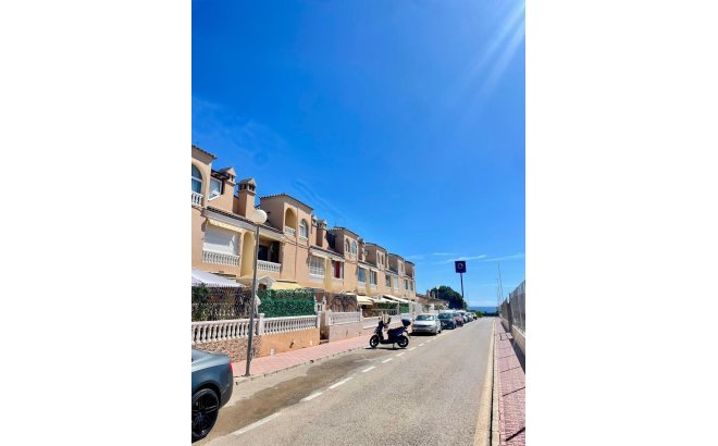 Resale - Penthouse -
Torrevieja - Punta Prima