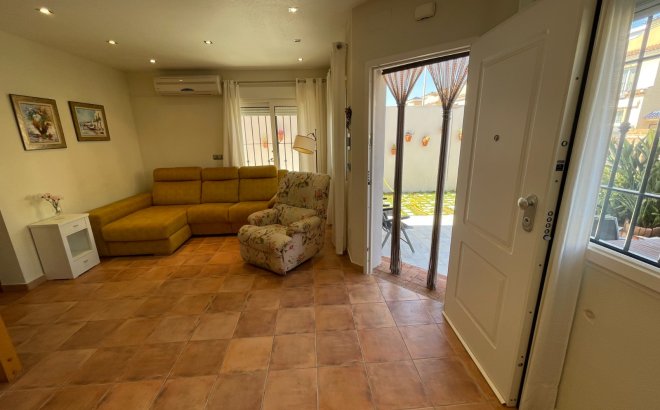 Resale - Town House -
Torre de la Horadada - Costa Blanca