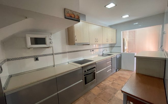 Resale - Town House -
Torre de la Horadada - Costa Blanca