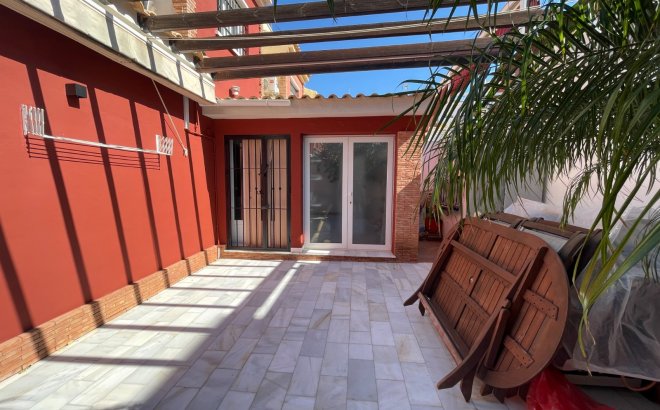 Resale - Town House -
Torre de la Horadada - Costa Blanca