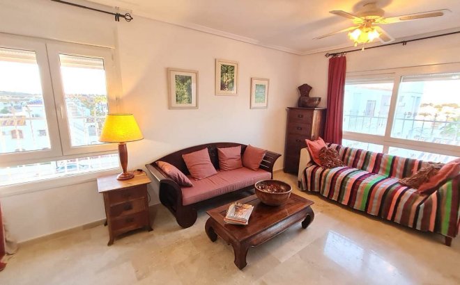 Herverkoop - Penthouse -
Villamartin - Costa Blanca