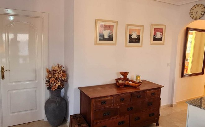 Herverkoop - Penthouse -
Villamartin - Costa Blanca