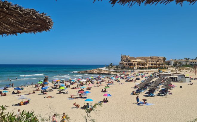 Herverkoop - Penthouse -
Villamartin - Costa Blanca