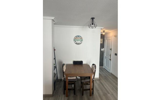 Resale - Apartment -
Torrevieja - Centro