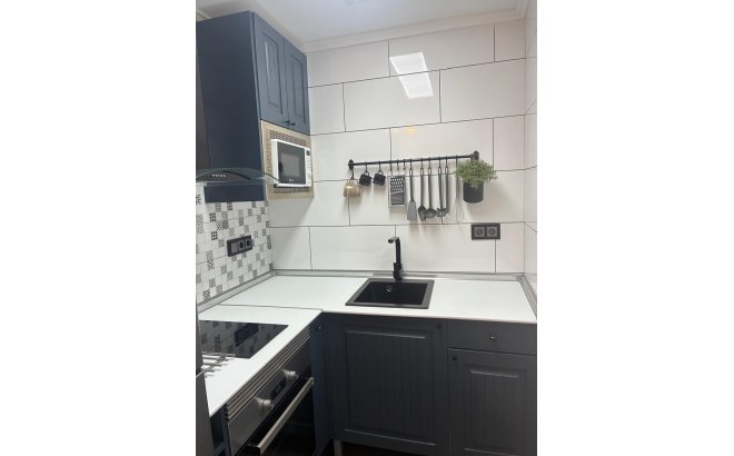 Resale - Apartment -
Torrevieja - Centro