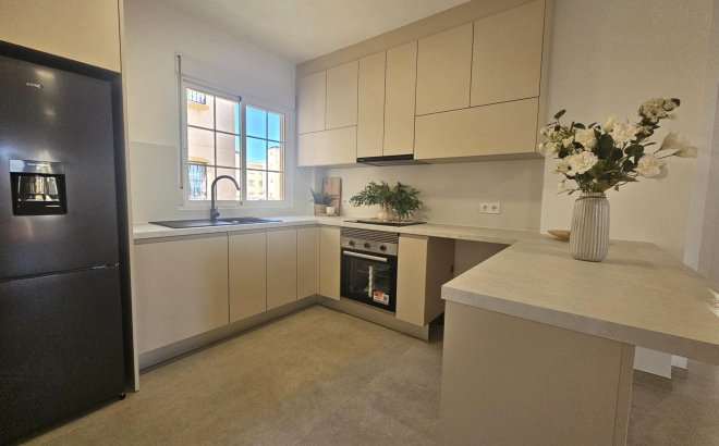 Revente - Appartement -
Orihuela Costa - Lomas de Cabo Roig