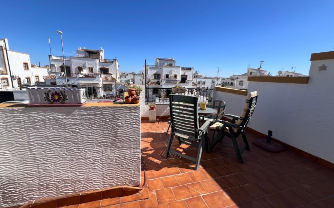 Resale - Villa -
Vistabella Golf Entre Naranjos - Inland