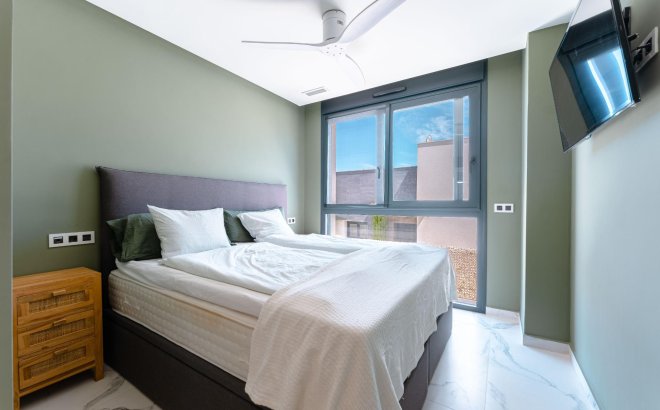 Resale - Villa -
San Miguel de Salinas - Bellavista