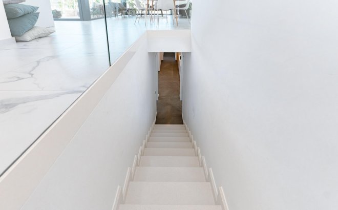 Resale - Villa -
San Miguel de Salinas - Bellavista