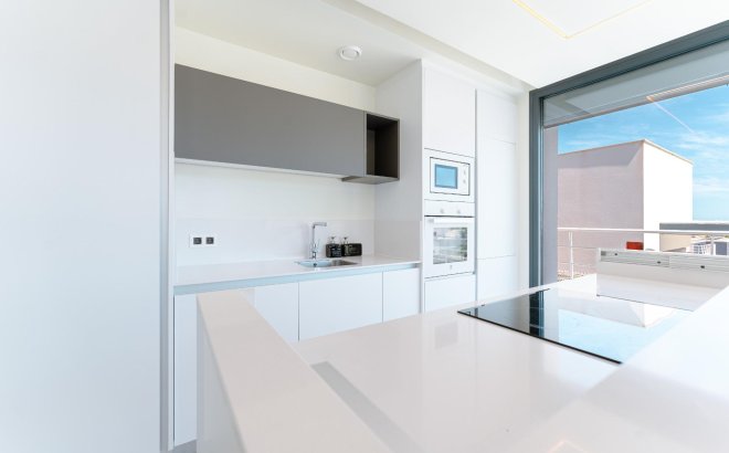 Resale - Villa -
San Miguel de Salinas - Bellavista